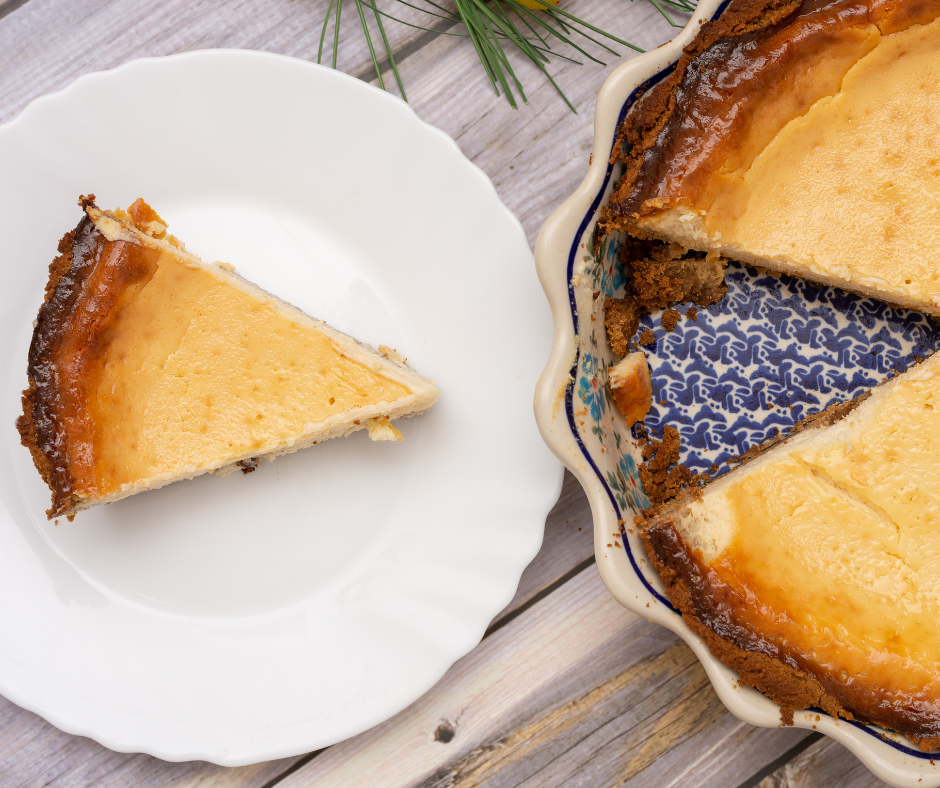 Sponge cake with jam